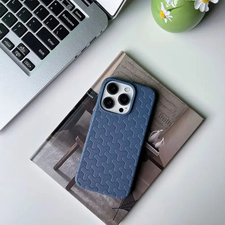 Interlocking Pattern Soft TPU Matte Case for Apple iPhone iPhone 14 Pro Max / Alpine Blue Cases & Covers Ktusu