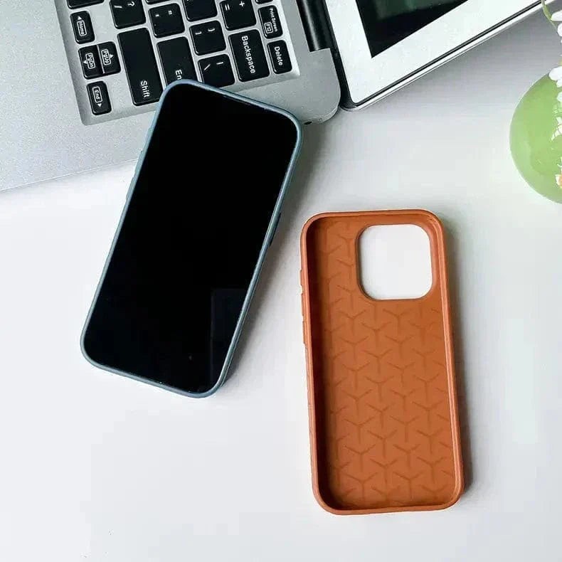 Interlocking Pattern Soft TPU Matte Case for iPhone 15 Pro Max Cases & Covers