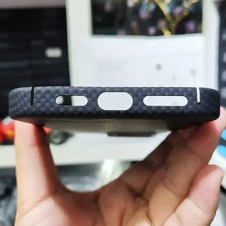 Real Aramid Carbon Fiber Magsafe Case for iPhone 16 Pro Cases & Covers