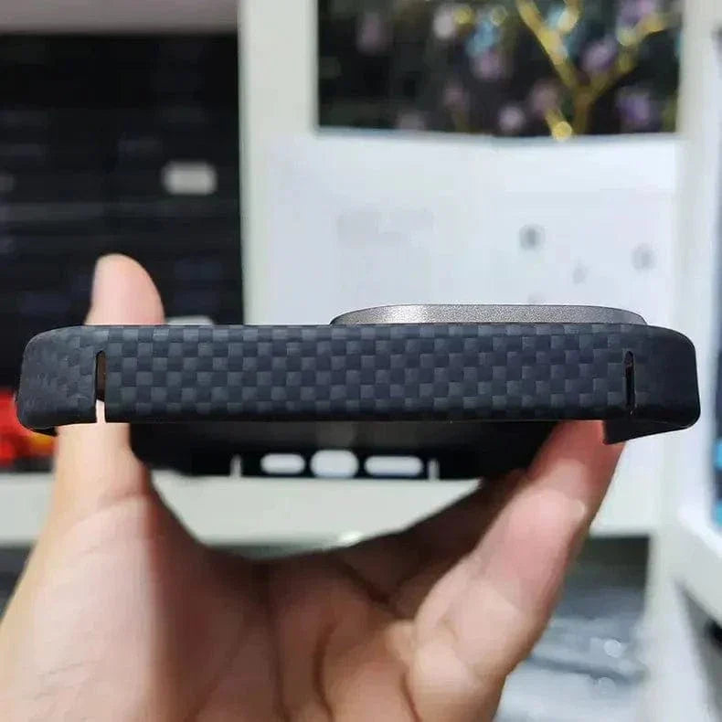 Real Aramid Carbon Fiber Magsafe Case for iPhone 16 Pro Cases & Covers