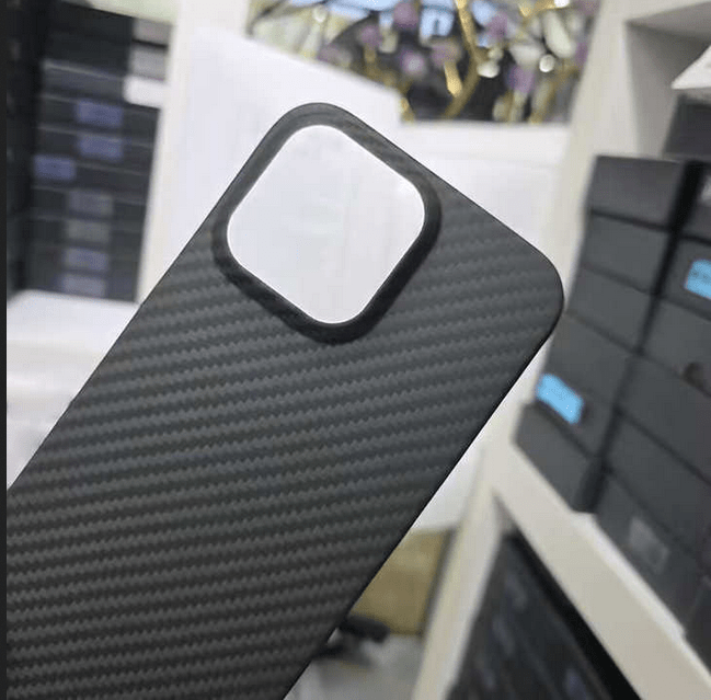 Real Aramid Lightweight Slim Thin Carbon Fiber Case for iPhone 15 Pro Max Cases & Covers