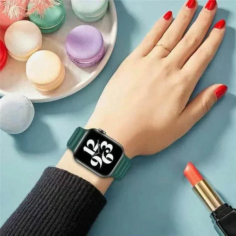 Leather Texture Magnetic Link Strap for Apple Watch 38 | 40 | 41 | 42mm S10 Straps & Bands