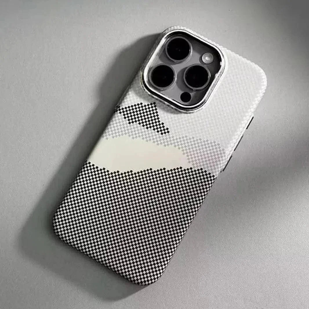 Aramid Fiber Magnetic Magsafe Slim Case for iPhone 15 Pro