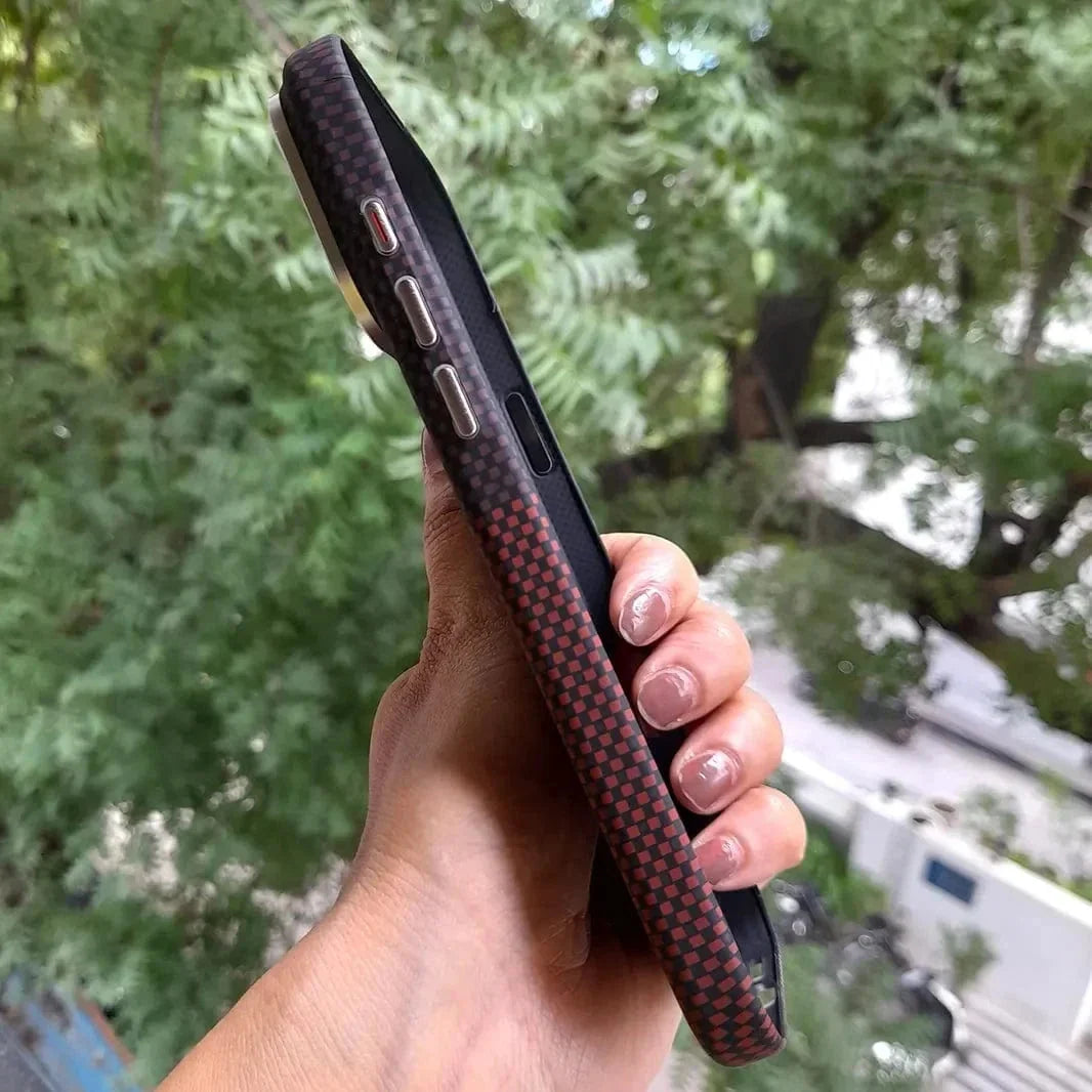 Aramid Fiber Magnetic Magsafe Slim Case for iPhone 17 Pro