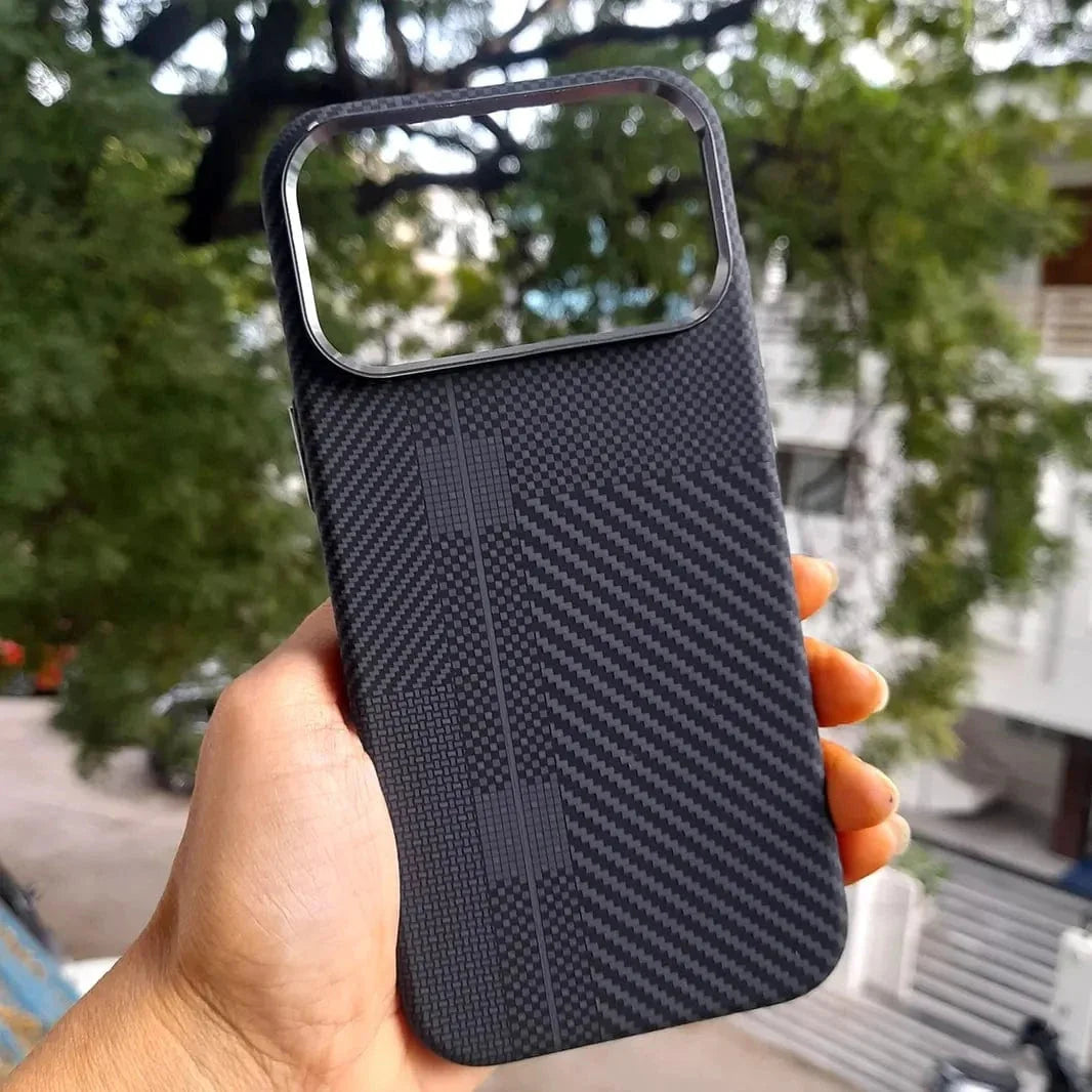 Aramid Fiber Magnetic Magsafe Slim Case for iPhone 17 Pro