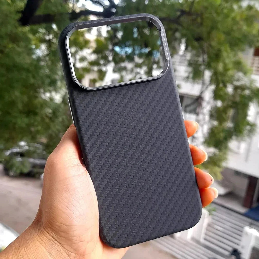 Aramid Fiber Magnetic Magsafe Slim Case for iPhone 17