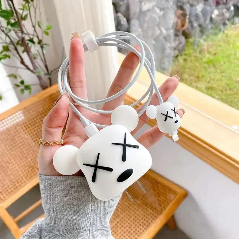 3D Silicone Cover with Spiral for Apple Adapter 18-20W