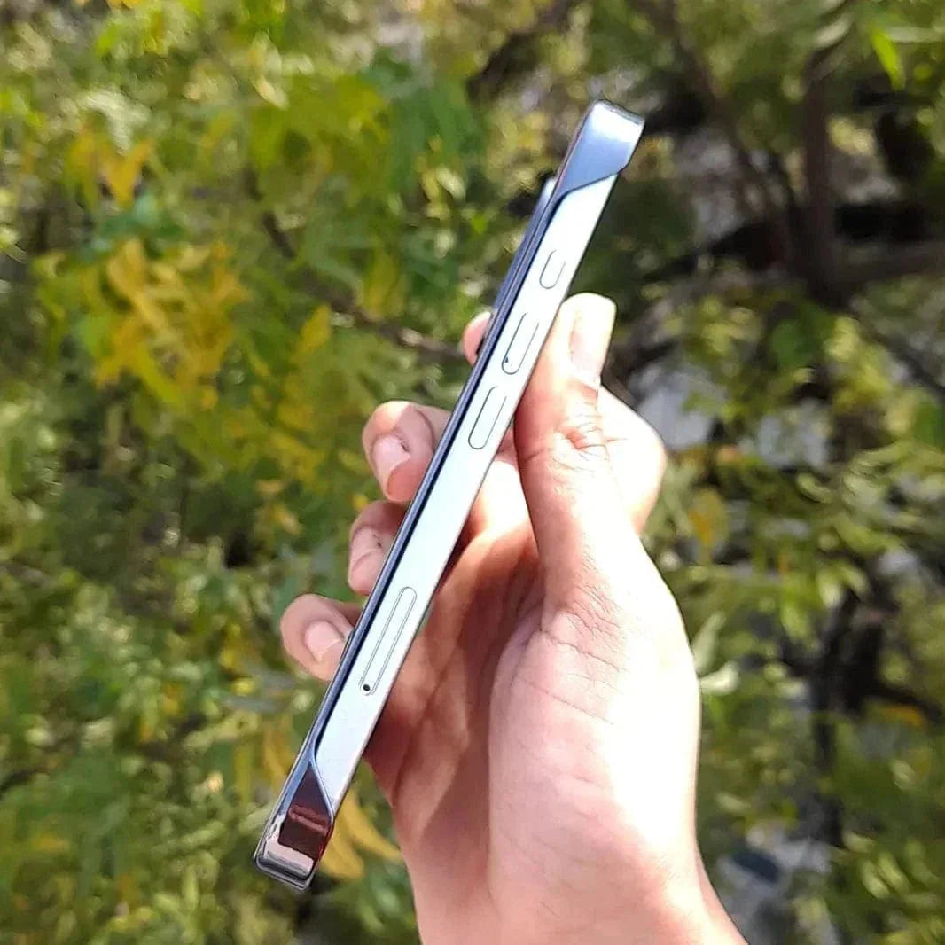 Frameless Shiny Hard Fabric Case for iPhone 15 Pro