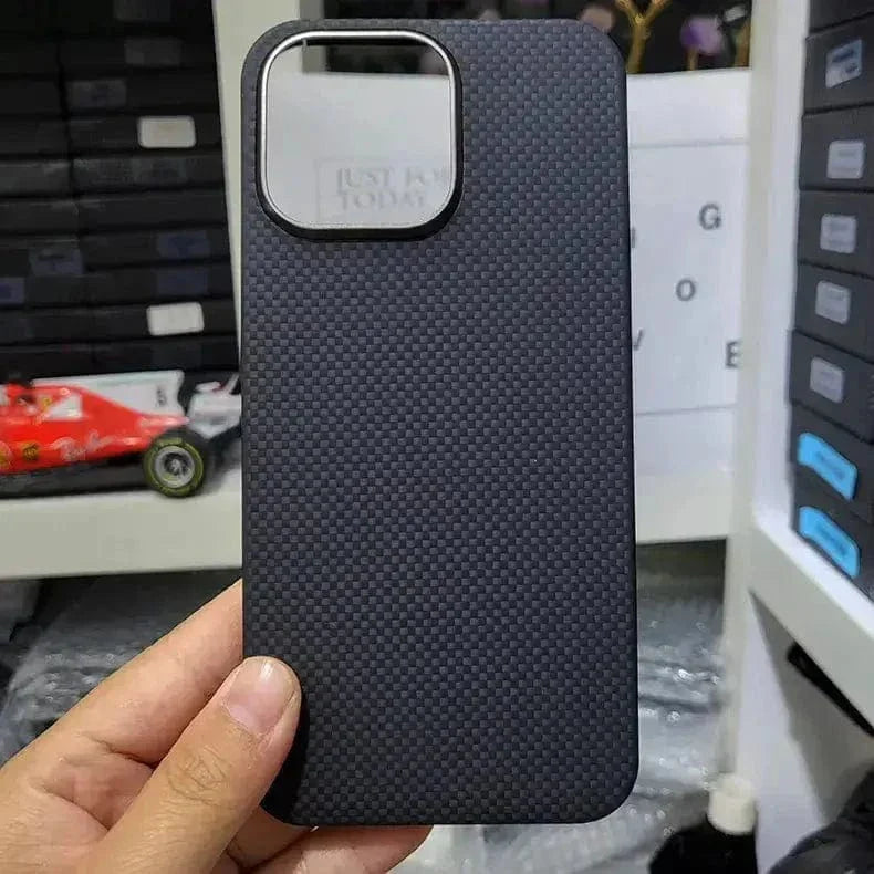 Real Aramid Carbon Fiber Magsafe Case for iPhone 16 Pro iPhone 16 Pro Cases & Covers