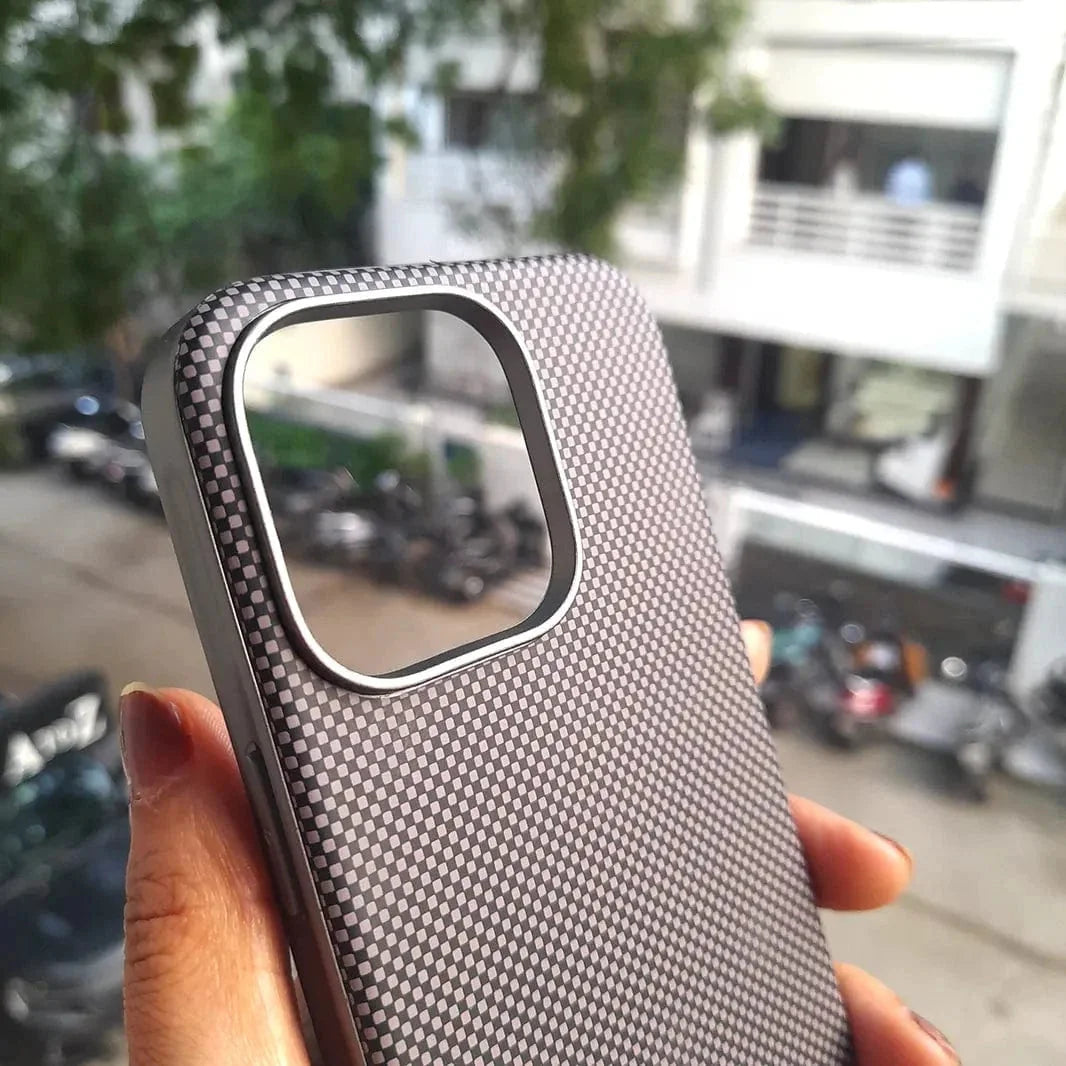 Lens Armor TPU Edge Checks Pattern Case for iPhone 15 Pro