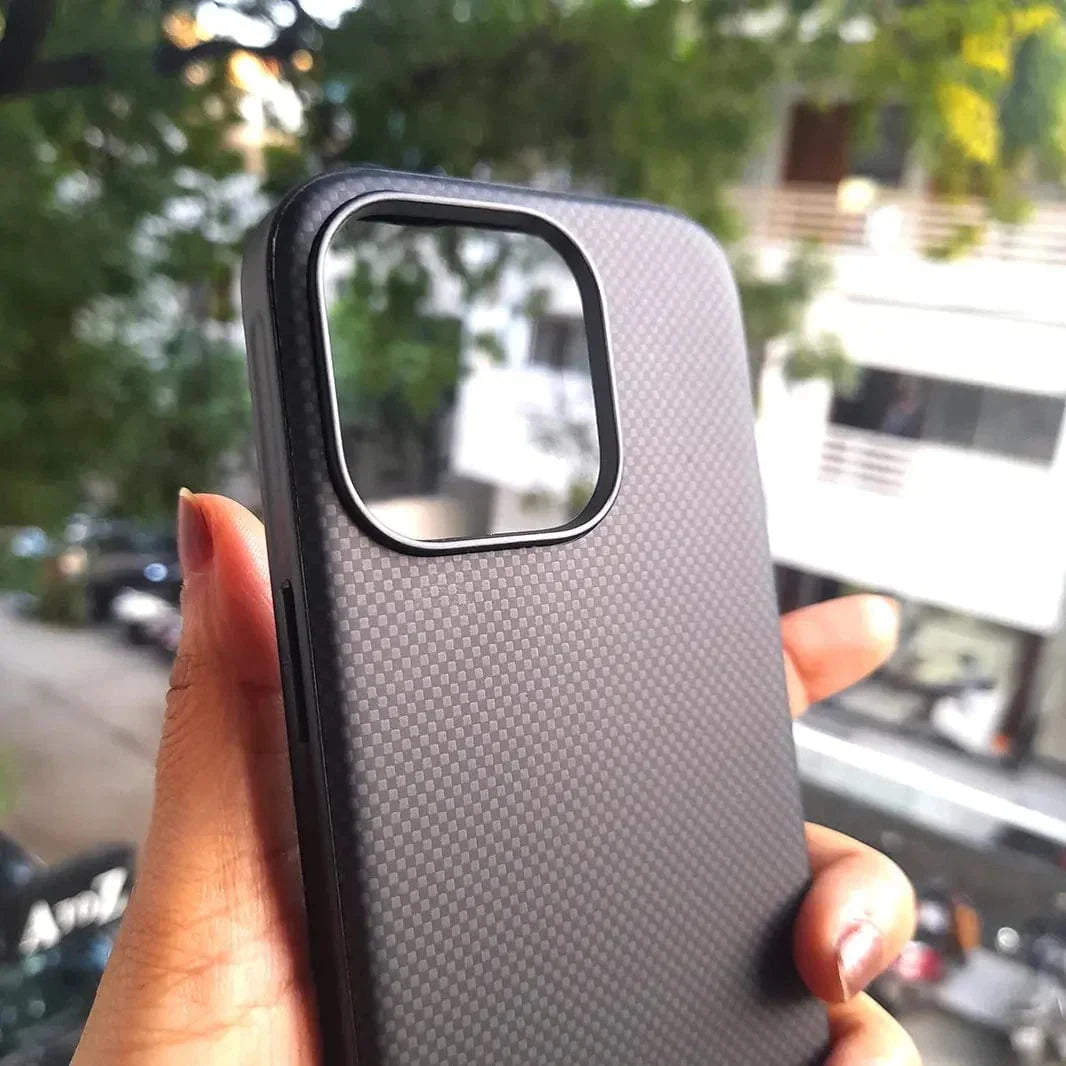 Lens Armor TPU Edge Checks Pattern Case for iPhone 15 Pro