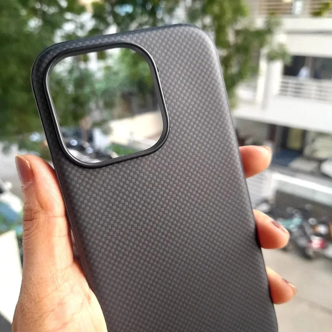 Lens Armor TPU Edge Checks Pattern Case for iPhone 15 Pro Max