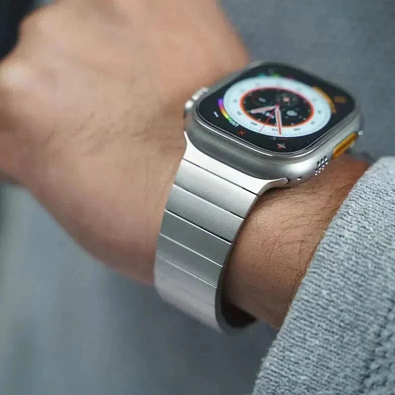 Stainless Steel Magnetic Closure Bracelet for Apple Watch 42 | 44 | 45 | Ultra 49 | 46mm S10