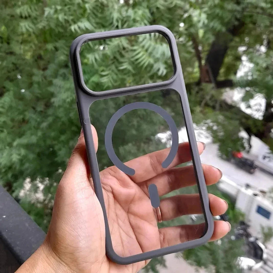 Ultra Crystal Clear Matte Frame MagSafe Case for iPhone 17